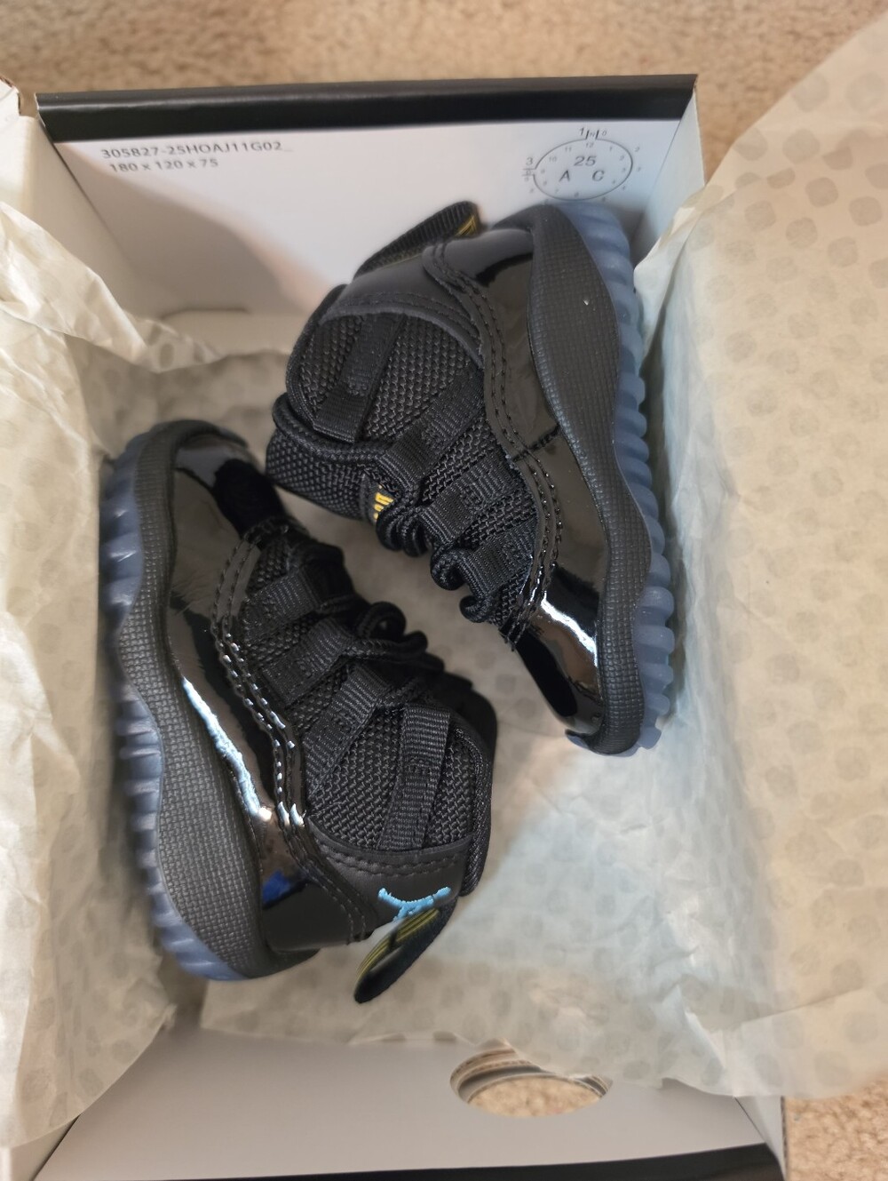 Jordan 11 Retro "Gamma Blue" (2025) Size 2C